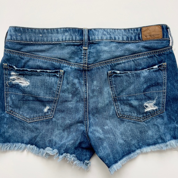 American Eagle Outfitters Blue Distressed Denim Shorts - Picture 3 of 5